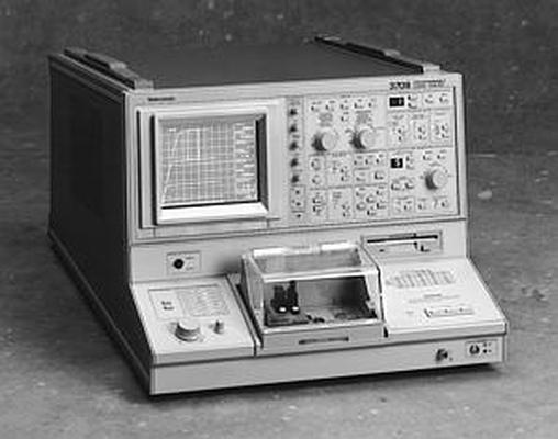 Tektronix 370B  